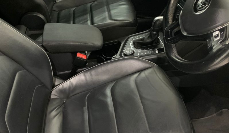 2017 Volkswagen Tiguan 2.0 TSI R-Line 4Motion A/T full