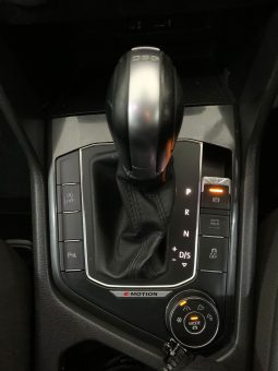 2017 Volkswagen Tiguan 2.0 TSI R-Line 4Motion A/T full