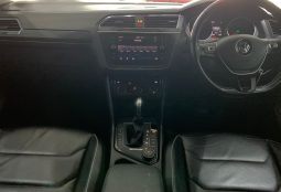 2017 Volkswagen Tiguan 2.0 TSI R-Line 4Motion A/T full