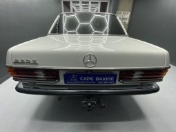 1984 MERCEDES-BENZ 230 E A/T A/C (W 123)