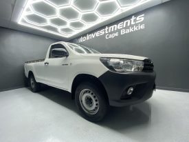 2018 TOYOTA HILUX 2.4 GD-6 SR 4X4 P/U S/C