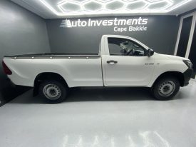 2018 TOYOTA HILUX 2.4 GD-6 SR 4X4 P/U S/C