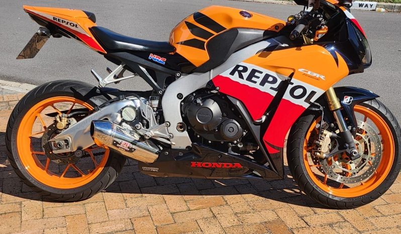2014 HONDA 1000rr Fireblade full