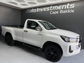 Toyota Hilux 2.4GD6 RB Raider M/T