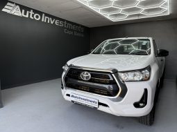 Toyota Hilux 2.4GD6 RB Raider M/T full