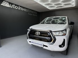 Toyota Hilux 2.4GD6 RB Raider M/T