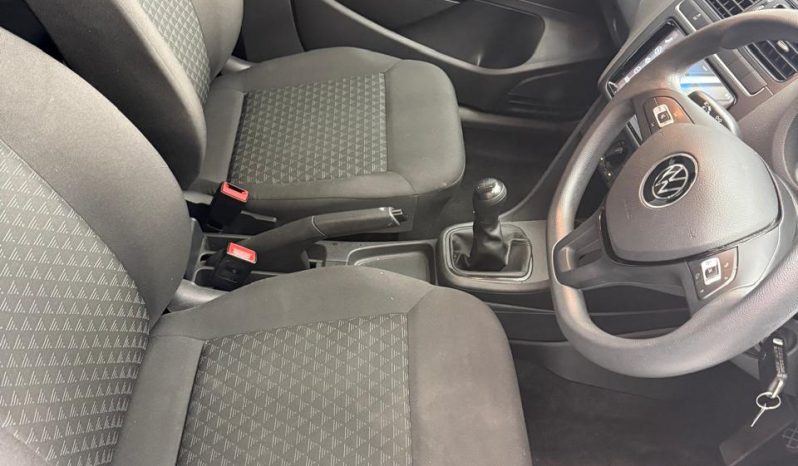 Volkswagen Polo Vivo 1.4 full