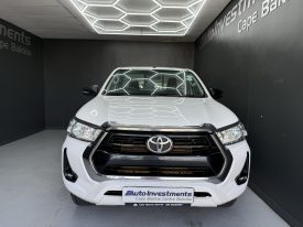 Toyota Hilux 2.4GD6 RB Raider M/T