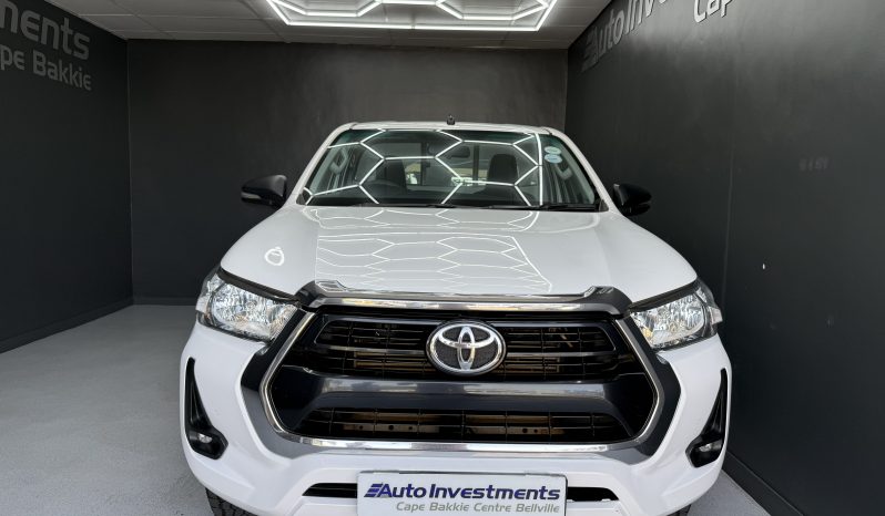 Toyota Hilux 2.4GD6 RB Raider M/T full