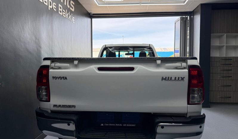 2023 Toyota Hilux 2.4GD6 RB Raider M/T full