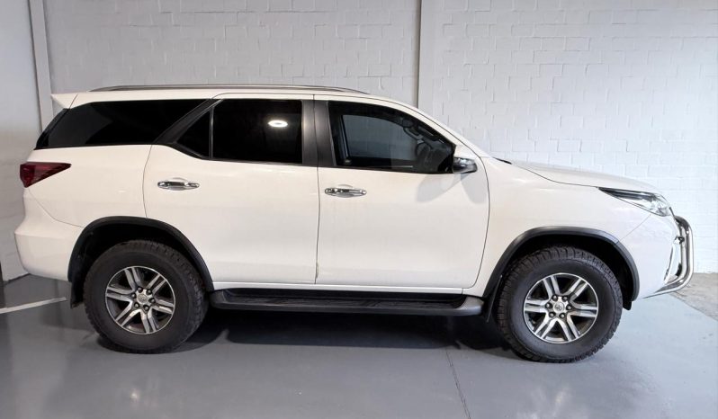 2018 Toyota Fortuner 2.4 GD6 Auto 4×2 full