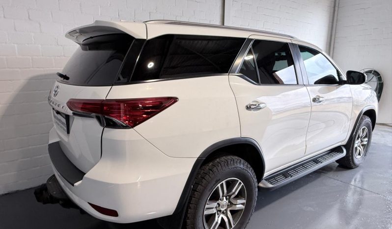 2018 Toyota Fortuner 2.4 GD6 Auto 4×2 full