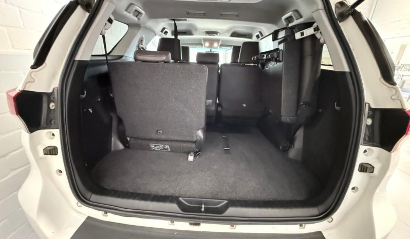 2018 Toyota Fortuner 2.4 GD6 Auto 4×2 full