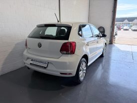 2023 Polo Vivo 1.6 Comfortline Tip