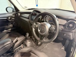 2019 Mini Cooper 5 Dr Auto full